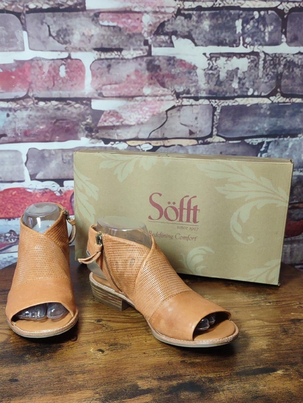 Söfft Tan Open-Toe Ankle Booties